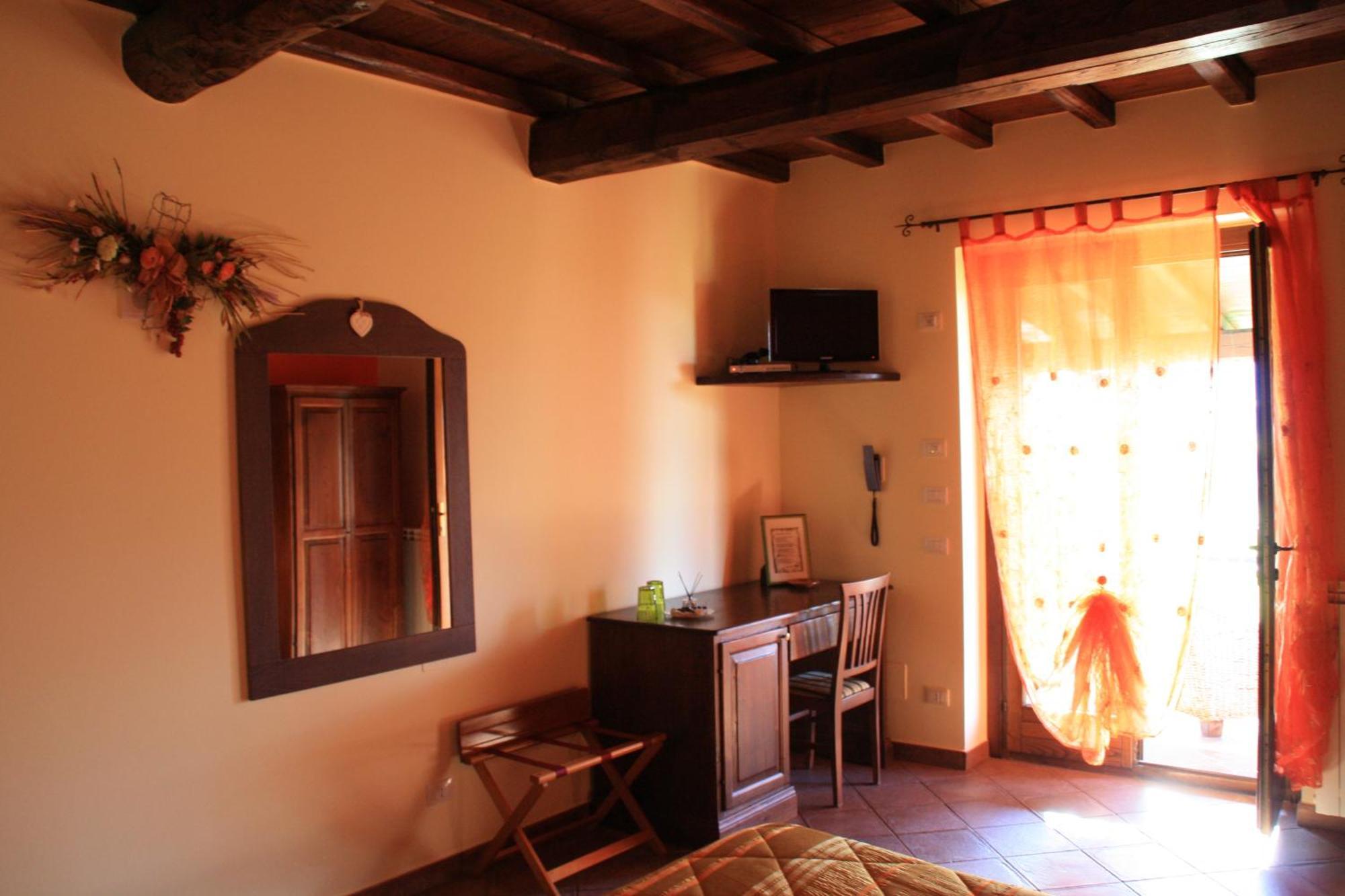 Villa Casale Poggio Nebbia à Tarquinia Chambre photo
