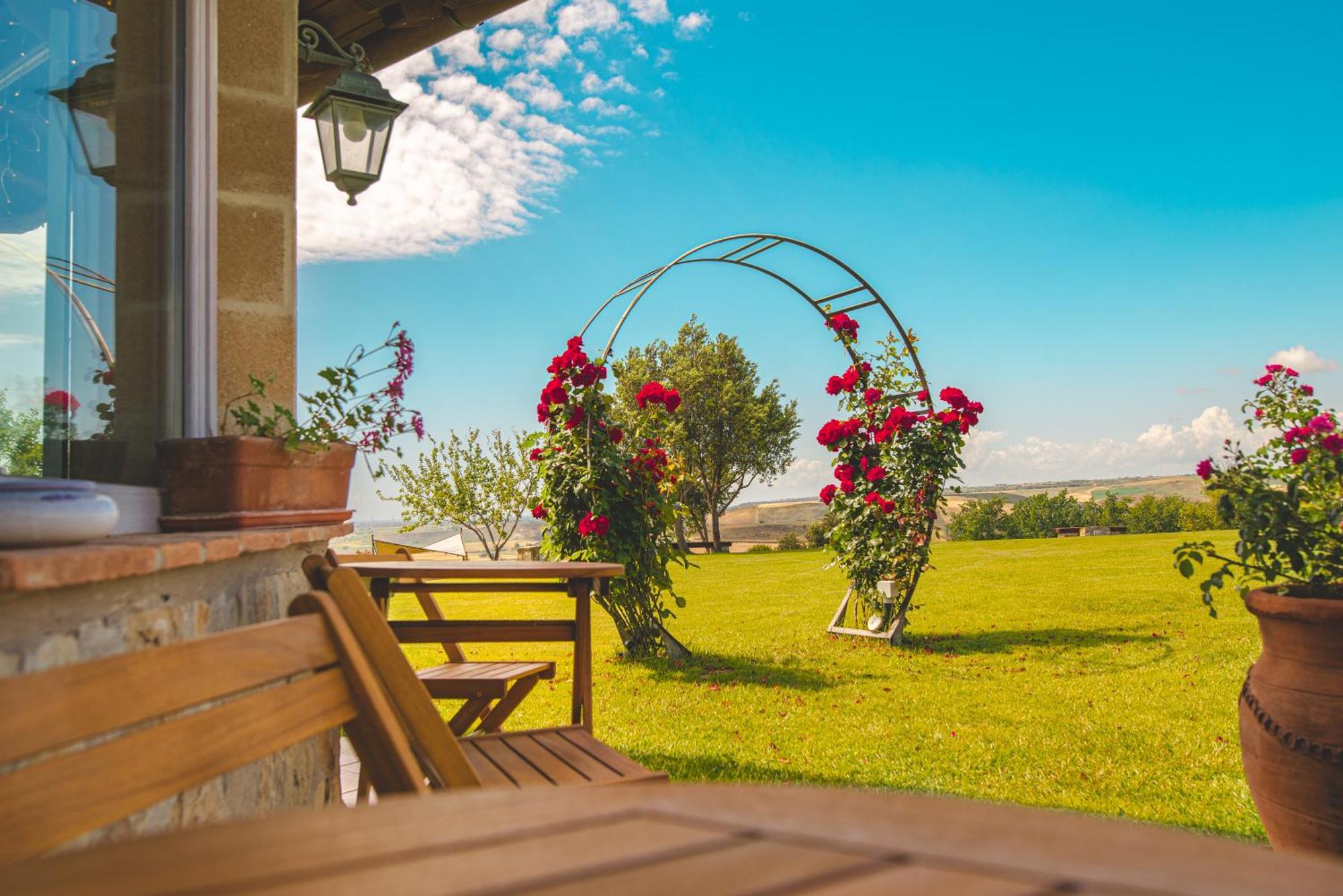 Villa Casale Poggio Nebbia à Tarquinia Extérieur photo